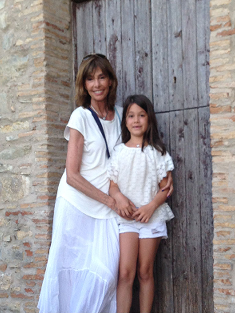 Libby and Iysa in front of the 'house' of Nonna Carmela - Rotondella, 2017